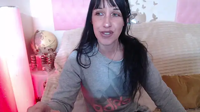 -carla- online show from May 2026 06:20:02 AM