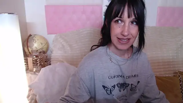 -carla- online show from May 2026 06:00:02 AM