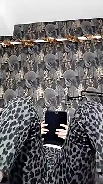 Snapshot of lolyforyou chatting on February 2026 10:11:01 AM lolyforyou online show from February 2026 10:11:01 AM