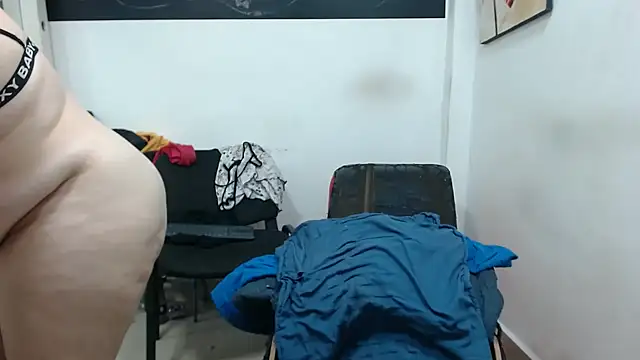 Meloncillo And BabyLiss online show from February 2025 03:41:01 AM