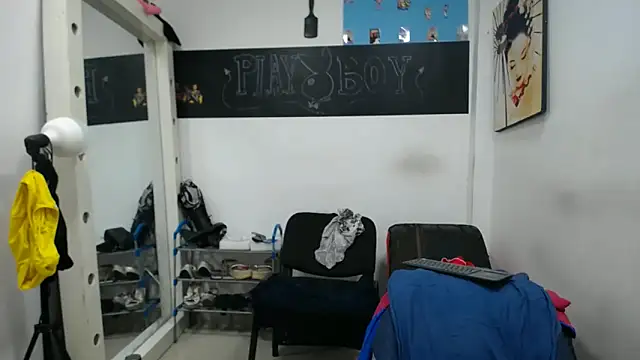 Meloncillo And BabyLiss online show from February 2025 05:27:01 PM