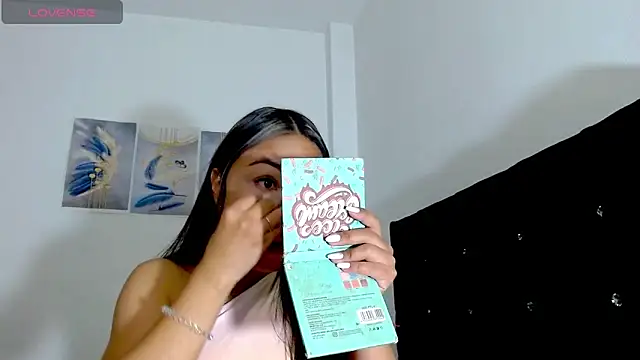 Kylie loveee online show from February 2026 10:00:01 PM