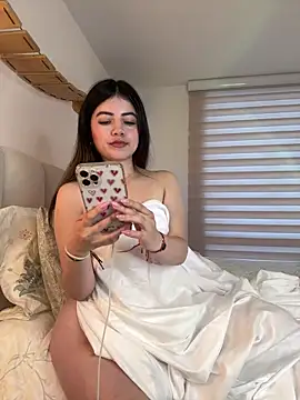 Snapshot of missani chatting on June 2026 10:45:01 PM missani online show from June 2026 10:45:01 PM