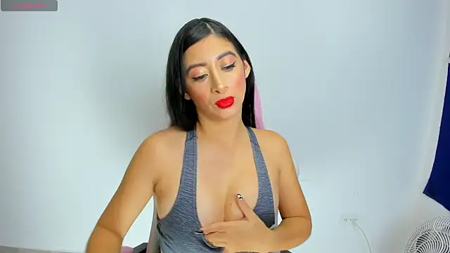 Snapshot of MeganWhite3 chatting on December 2024 03:49:02 AM MeganWhite3 online show from December 2024 03:49:02 AM