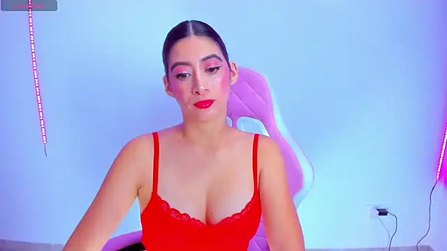 Snapshot of MeganWhite3 chatting on March 2025 04:35:01 AM MeganWhite3 online show from March 2025 04:35:01 AM