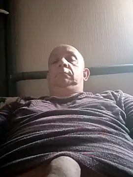 bigcock marusz online show from March 2026 06:17:01 AM