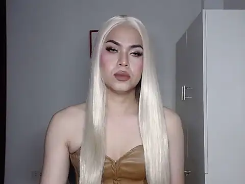 MistressLuna1 online show from October 2025 01:30:01 PM