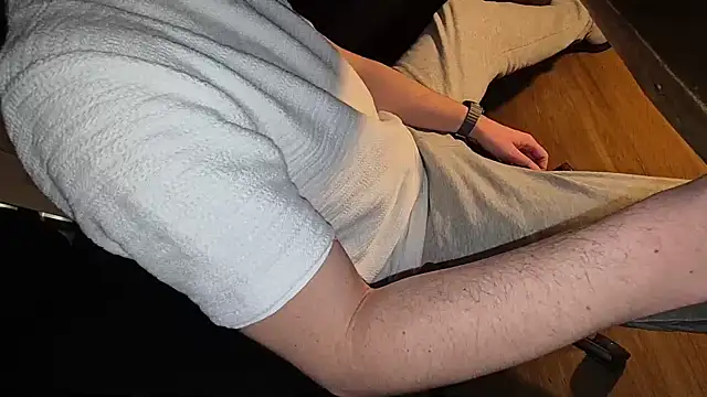 -luckybong- online show from March 2025 09:54:02 PM