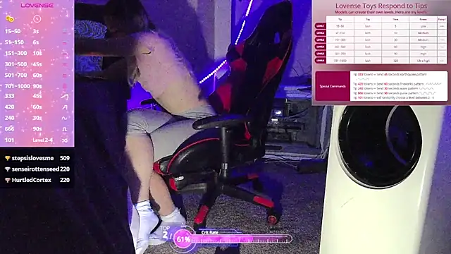 Blondiewithanass online show from March 2025 05:24:02 PM