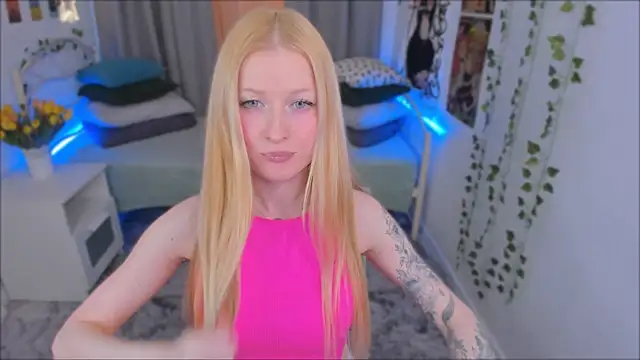 Snapshot of Laly_Peach chatting on January 2025 03:57:01 PM Laly Peach online show from January 2025 03:57:01 PM