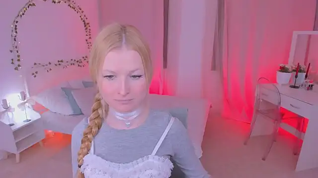 Snapshot of Laly_Peach chatting on February 2025 04:36:02 PM Laly Peach online show from February 2025 04:36:02 PM