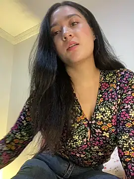 Nina lovi online show from December 2024 01:39:02 AM