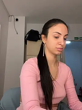 Snapshot of MeganHopeX chatting on December 2024 06:32:02 AM MeganHopeX online show from December 2024 06:32:02 AM