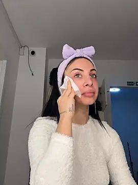 Snapshot of MeganHopeX chatting on January 2025 07:21:01 AM MeganHopeX online show from January 2025 07:21:01 AM