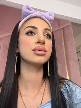 Snapshot of MeganHopeX chatting on January 2025 09:44:02 AM MeganHopeX online show from January 2025 09:44:02 AM