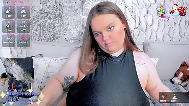 Snapshot of _MarryGirl_ chatting on January 2025 05:35:02 AM MarryGirl online show from January 2025 05:35:02 AM