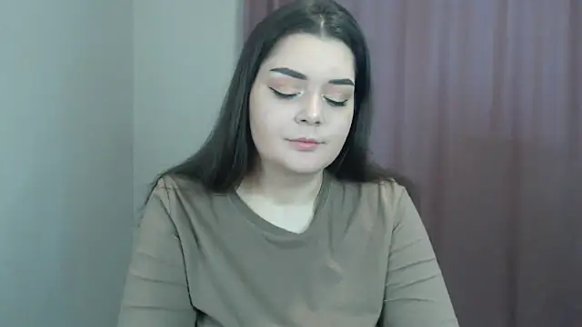 ohhhMie online show from December 2024 11:22:01 AM