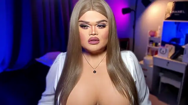 KarolinaThompson online show from December 2024 05:36:01 AM