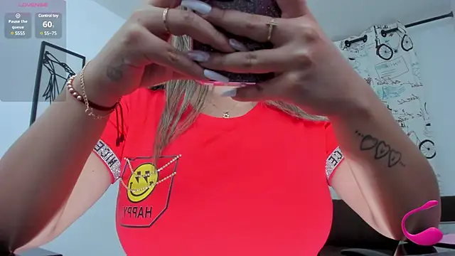 Snapshot of sweetfabianaxl chatting on March 2025 07:42:02 PM sweetfabianaxl online show from March 2025 07:42:02 PM