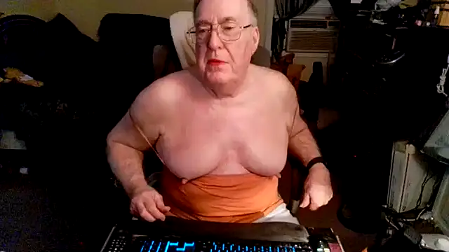 Toastir online show from September 2025 08:03:01 PM