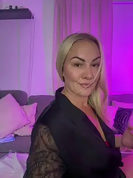 NastyMilf  online show from November 2025 07:18:01 PM