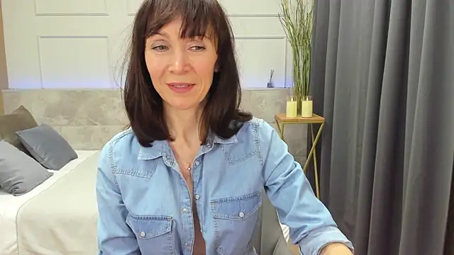 Snapshot of Maria_Gold chatting on February 2025 05:09:01 PM Maria Gold online show from February 2025 05:09:01 PM