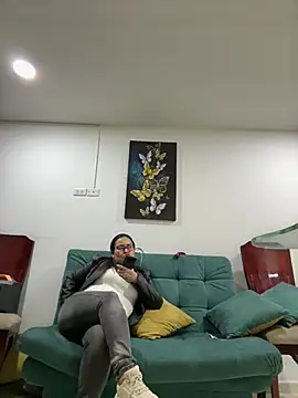 Ixchel Anaid online show from May 2026 11:32:02 PM
