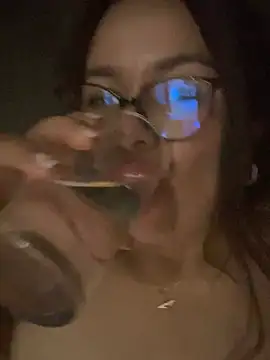 Ixchel Anaid online show from July 2026 04:42:02 AM