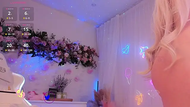 Mia Mi  online show from January 2025 02:43:01 AM