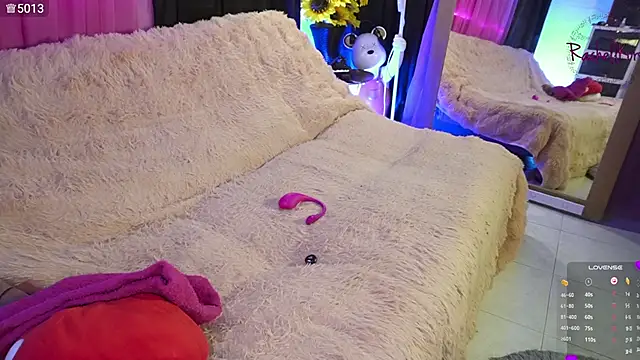 Snapshot of Rachellkors chatting on September 2025 11:26:02 AM Rachellkors online show from September 2025 11:26:02 AM