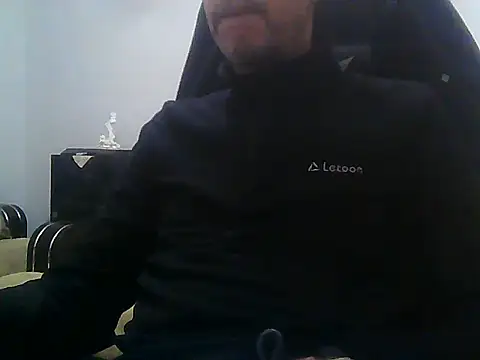 Snapshot of boran34 chatting on January 2026 04:00:01 PM boran34 online show from January 2026 04:00:01 PM