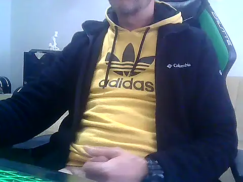 Snapshot of boran34 chatting on January 2026 10:52:01 AM boran34 online show from January 2026 10:52:01 AM