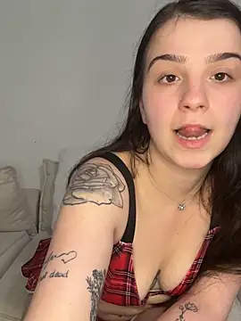 joeystaciee online show from March 2026 11:41:02 PM
