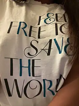 Snapshot of Aestheticsgirl chatting on September 2025 09:14:01 PM Aestheticsgirl online show from September 2025 09:14:01 PM