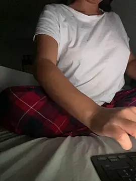 Snapshot of Aestheticsgirl chatting on October 2025 10:07:01 PM Aestheticsgirl online show from October 2025 10:07:01 PM