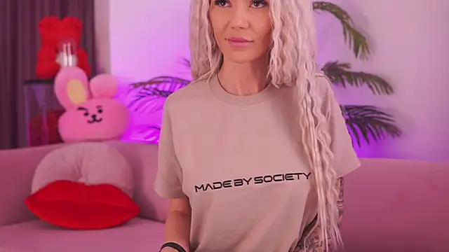 fallingangel online show from January 2025 03:17:02 PM