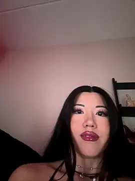 Snapshot of Amanita_Bloom chatting on October 2025 02:43:02 AM Amanita Bloom online show from October 2025 02:43:02 AM