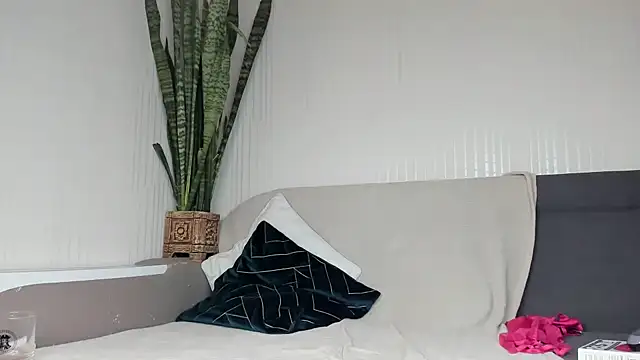 Snapshot of Analcatwalk chatting on December 2024 03:49:01 AM Analcatwalk online show from December 2024 03:49:01 AM