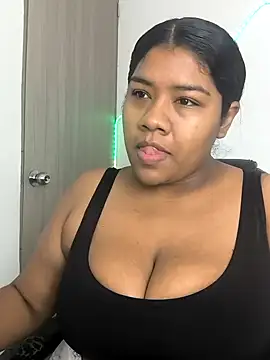 Snapshot of paola091 chatting on October 2025 11:32:02 AM paola091 online show from October 2025 11:32:02 AM