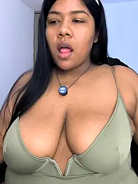 Snapshot of paola091 chatting on January 2026 01:44:01 AM paola091 online show from January 2026 01:44:01 AM