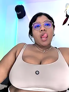 Snapshot of paola091 chatting on March 2026 01:24:01 AM paola091 online show from March 2026 01:24:01 AM