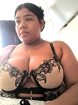 Snapshot of paola091 chatting on March 2026 01:17:01 PM paola091 online show from March 2026 01:17:01 PM