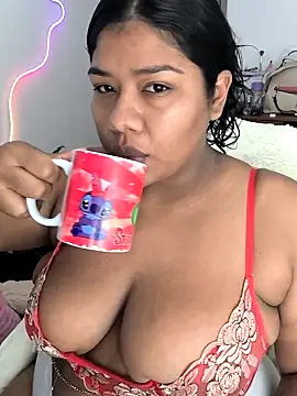 Snapshot of paola091 chatting on April 2026 11:21:02 AM paola091 online show from April 2026 11:21:02 AM