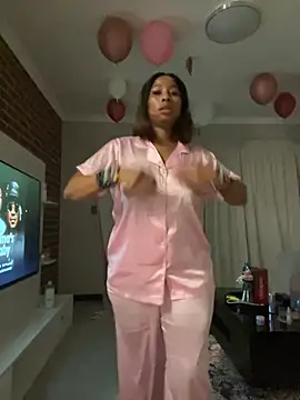CurvyDesire1 online show from May 2026 09:09:01 PM