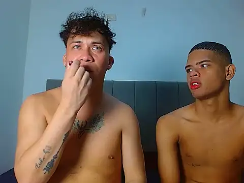 boyhot23x online show from July 2026 01:08:01 AM