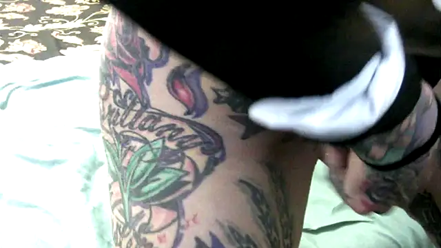 pamelagunns online show from February 2026 06:06:02 PM