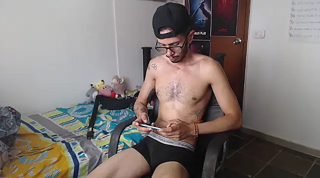 alisterxxx online show from March 2025 06:31:01 PM