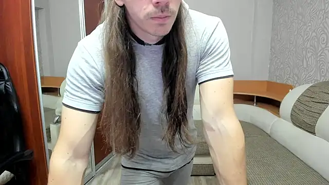 Marrymepls online show from October 2025 06:09:01 PM