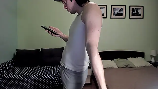 Marrymepls online show from May 2026 04:33:01 PM