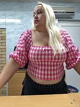 SabinaSweety online show from February 2026 12:17:01 PM